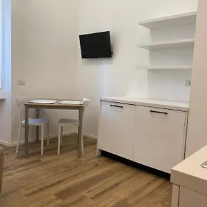 Isola Studio Appartamento Milano